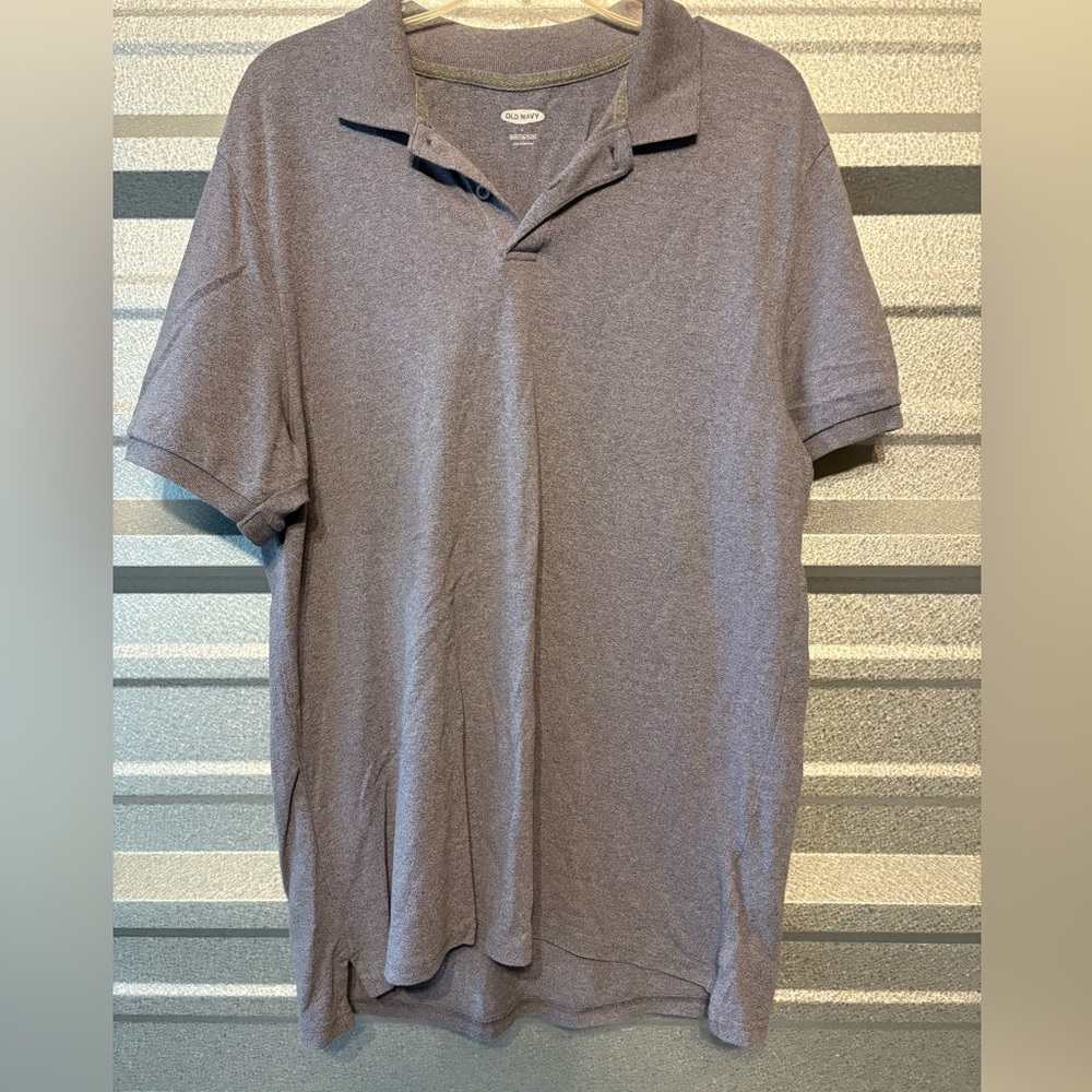 Old Navy Men's Polo Shirt in Heather Gray
